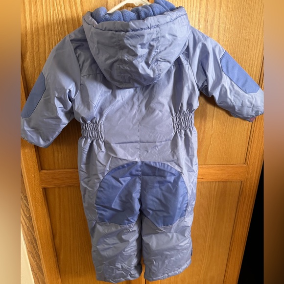 2T snow suit - Picture 5 of 5